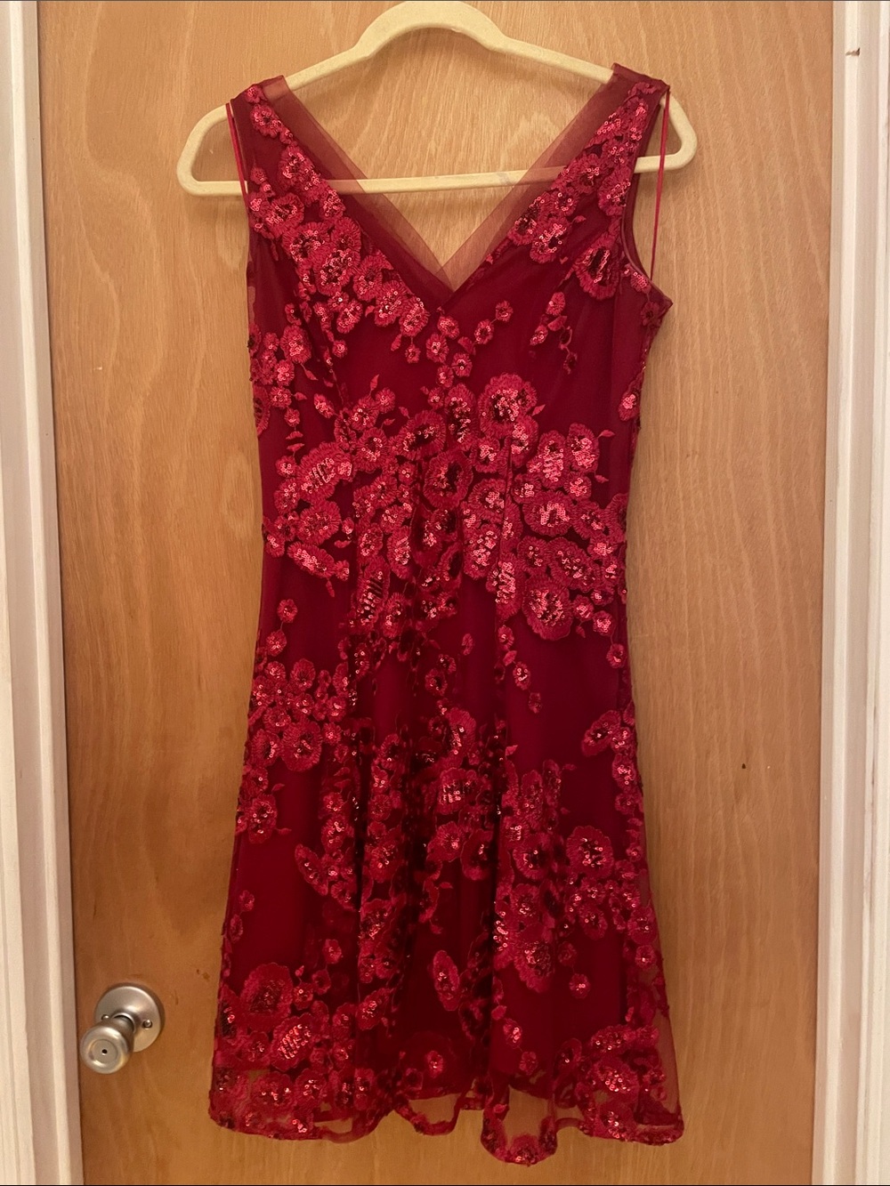 Badgley Mischka Red Sequin V-Neck Cocktail Dress